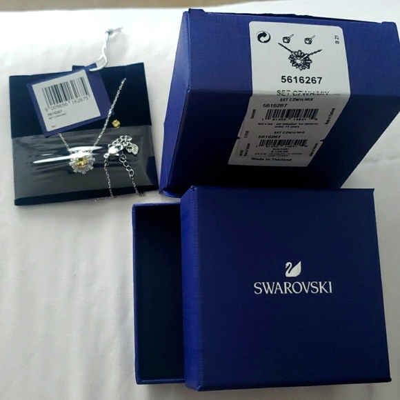 Swarovski Sunshine set Mixed cuts, Sun, Yellow, Mixed metal finish #5616267 - Picture 8 of 8